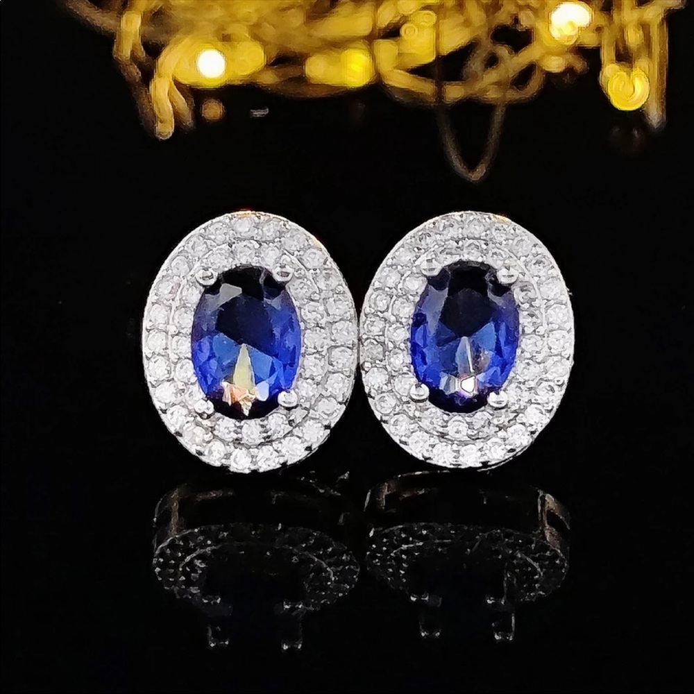 New Oval 925 Silver Party Wedding Sapphire Stud Earrings - Picture 3 of 5